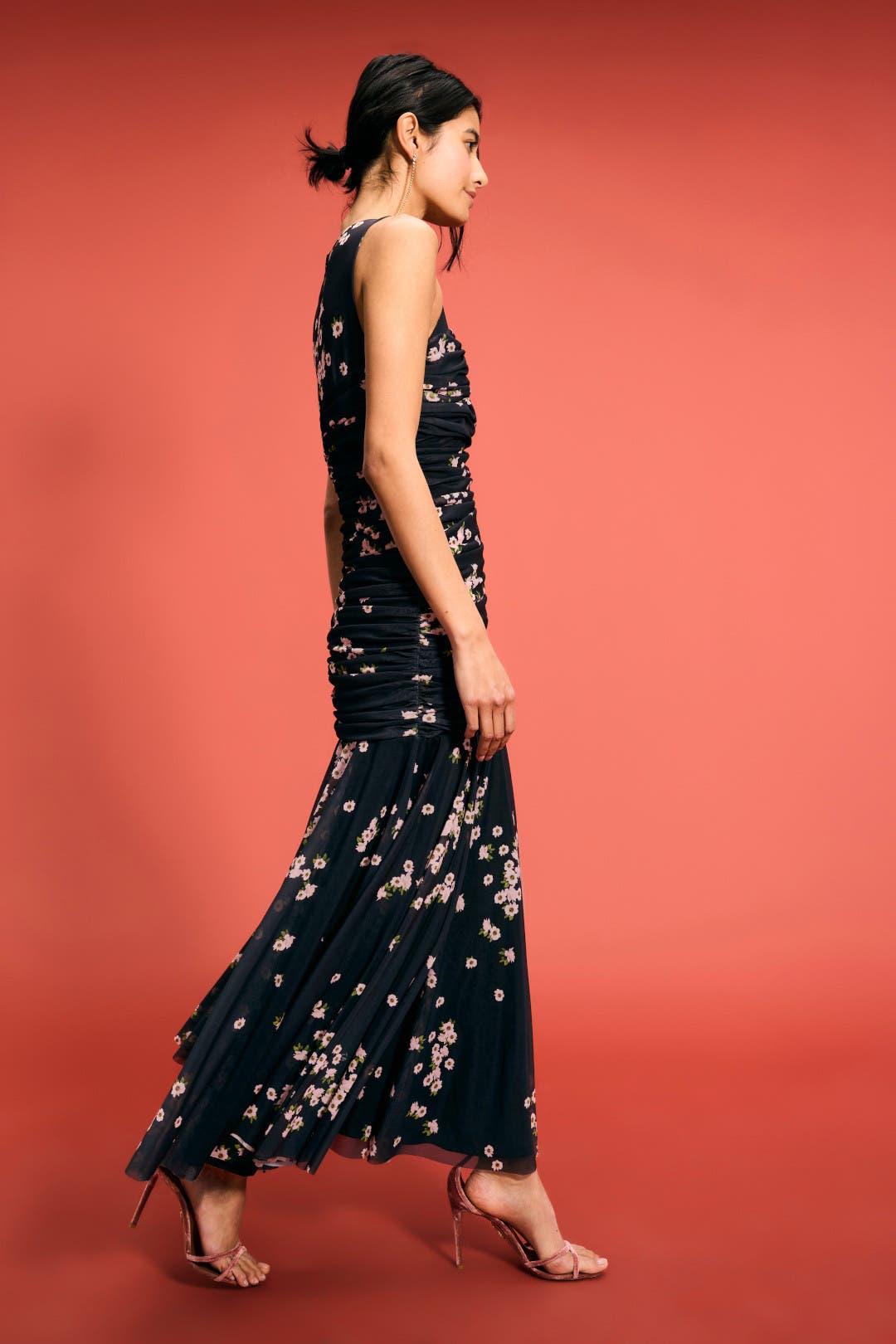 Ted Baker London テッドベーカー ミヤー ニット ミディ ドレス Sleeveless Ruched Mesh Maxi Dress by Ted Baker London | Rent