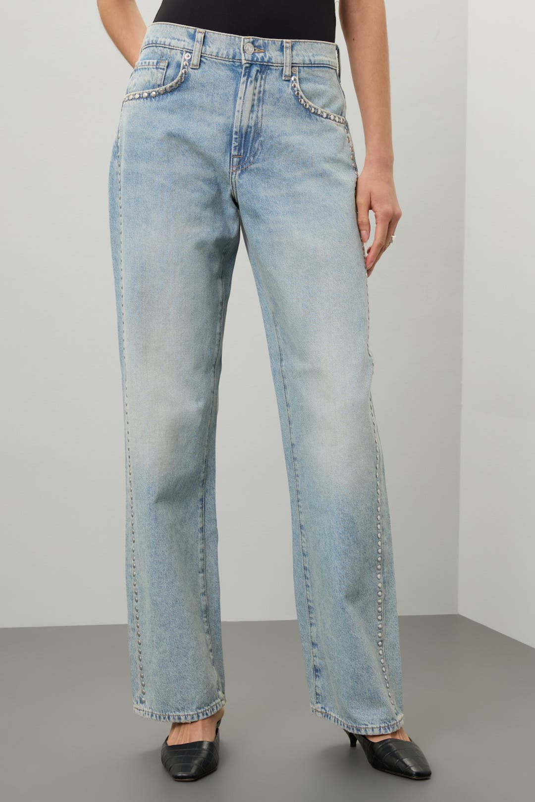 デニム・ジーパン 7 FOR ALL MANKIND 'Tess' jeans Beige Tess Jeans by 7 For All Mankind | Rent the Runway