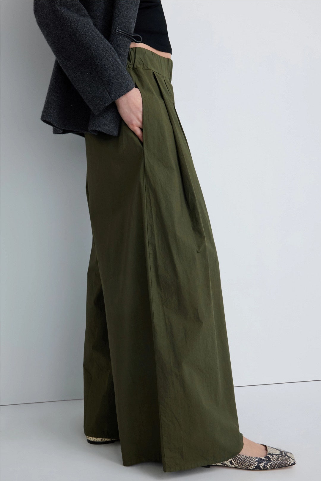 Dalla Pleated Pants by Labo.Art 2