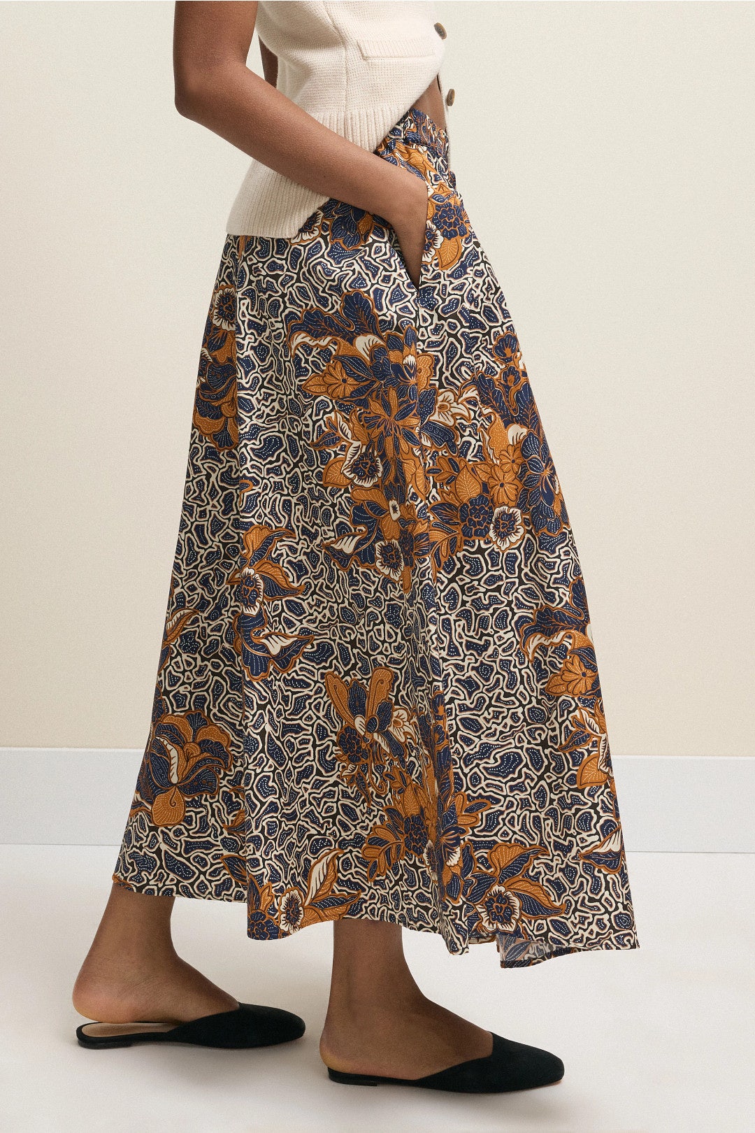 Uomo Midi Skirt by Weekend Max Mara 2