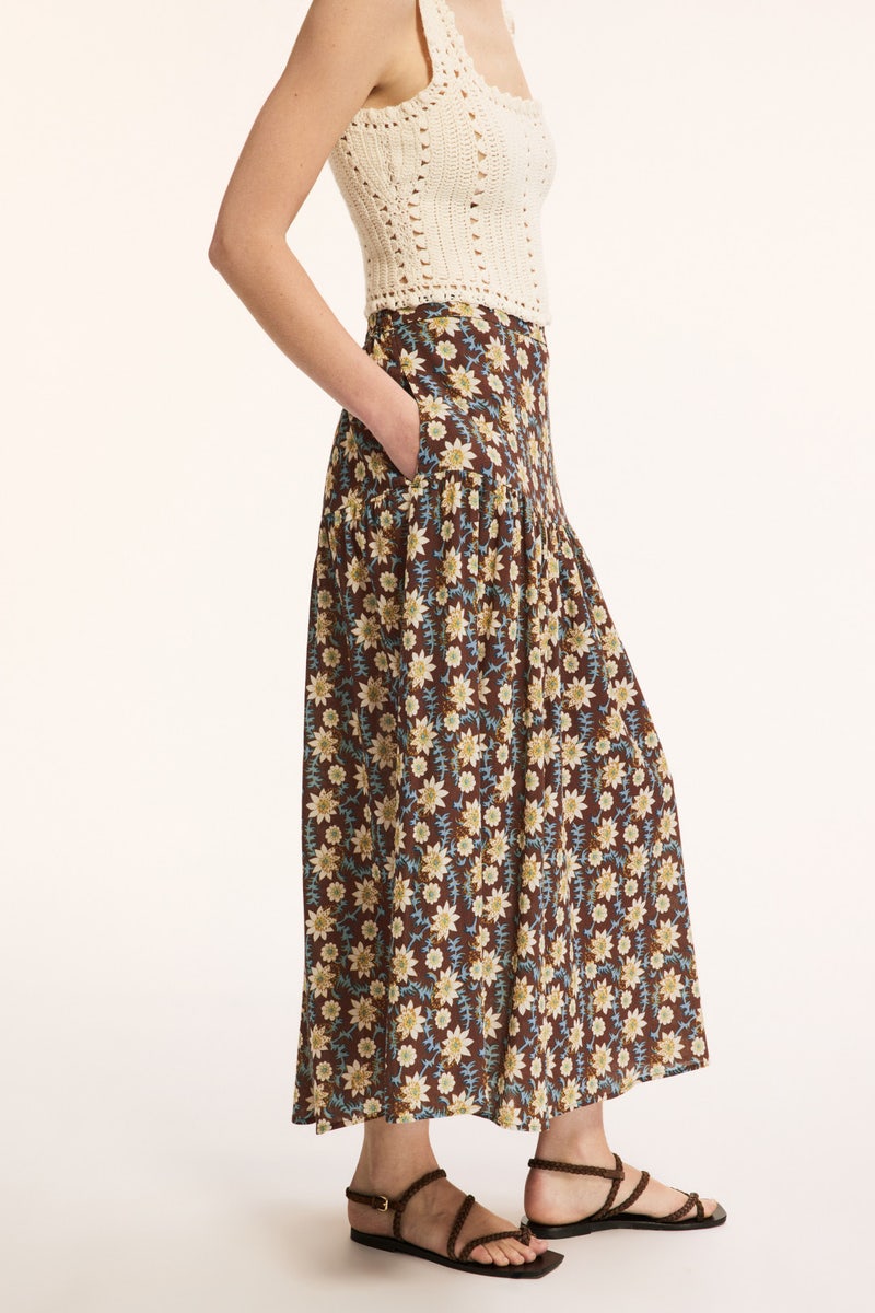 Voila Skirt by XíRENA - Photo 1