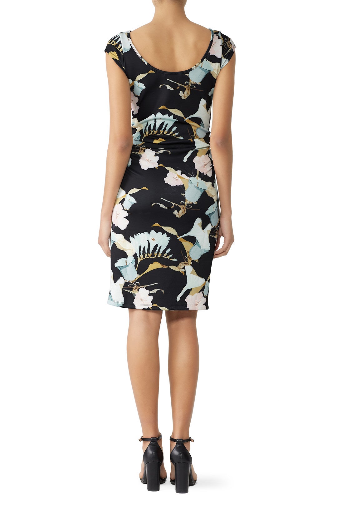 Leo Maternity Dress by soon maternity 2