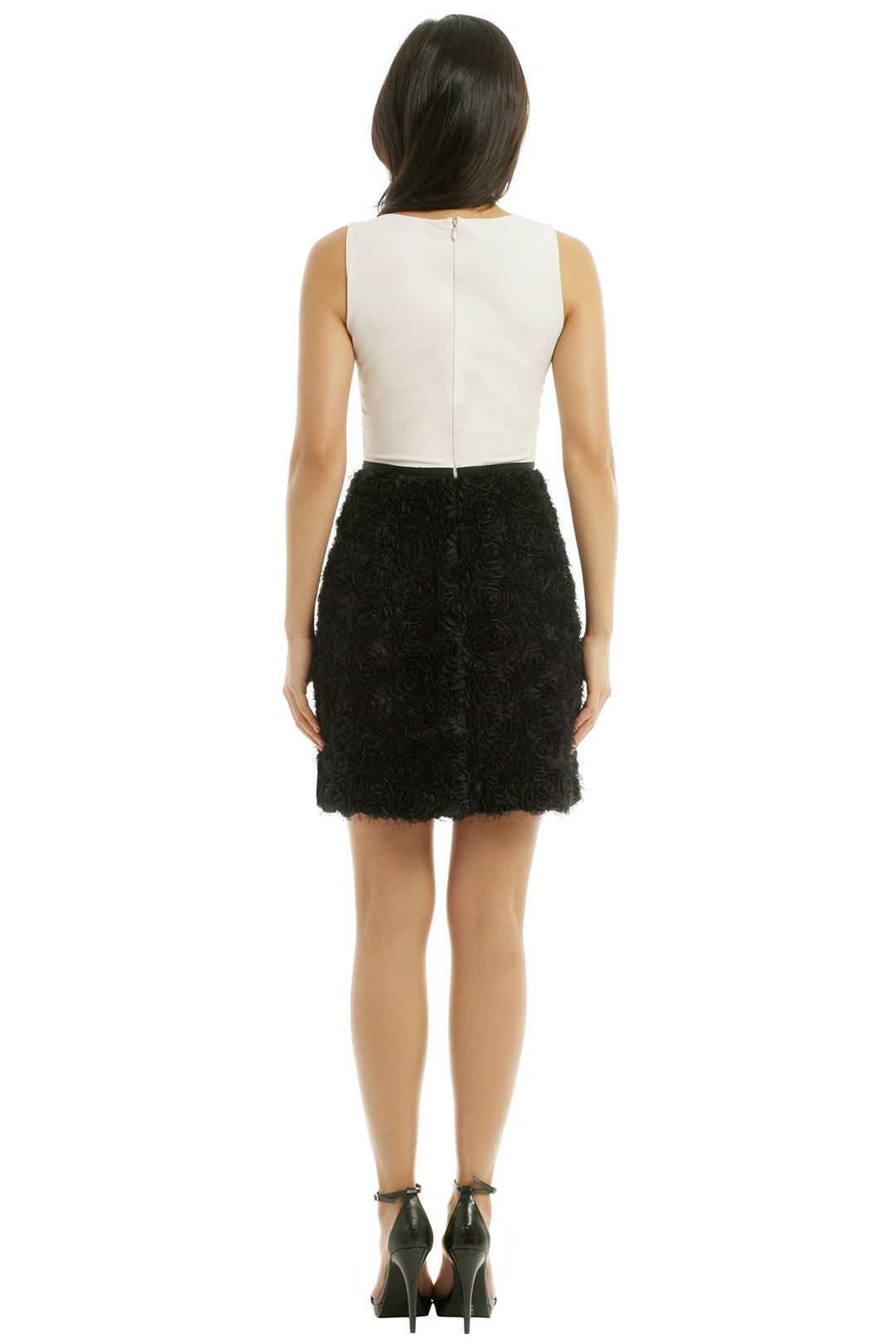 Flowers That Flutter Dress by HALSTON 2
