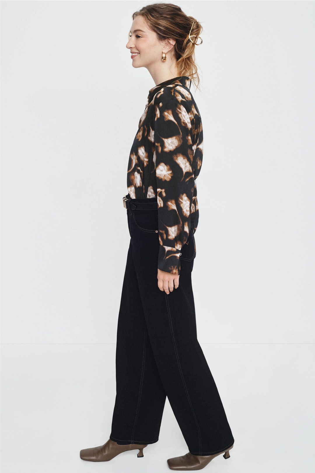 Golden Ginko Popover Shirt by NIC + ZOE 1