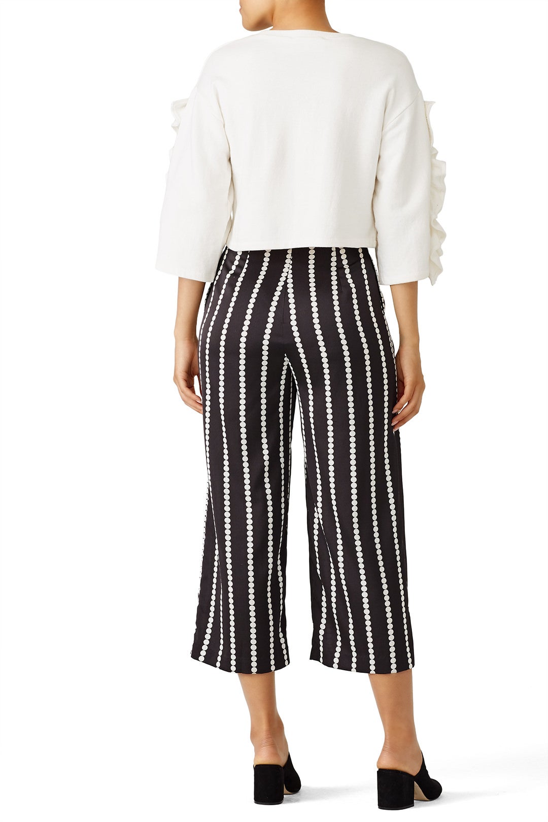 Cropped Ruffle Sweater by J.O.A. 2