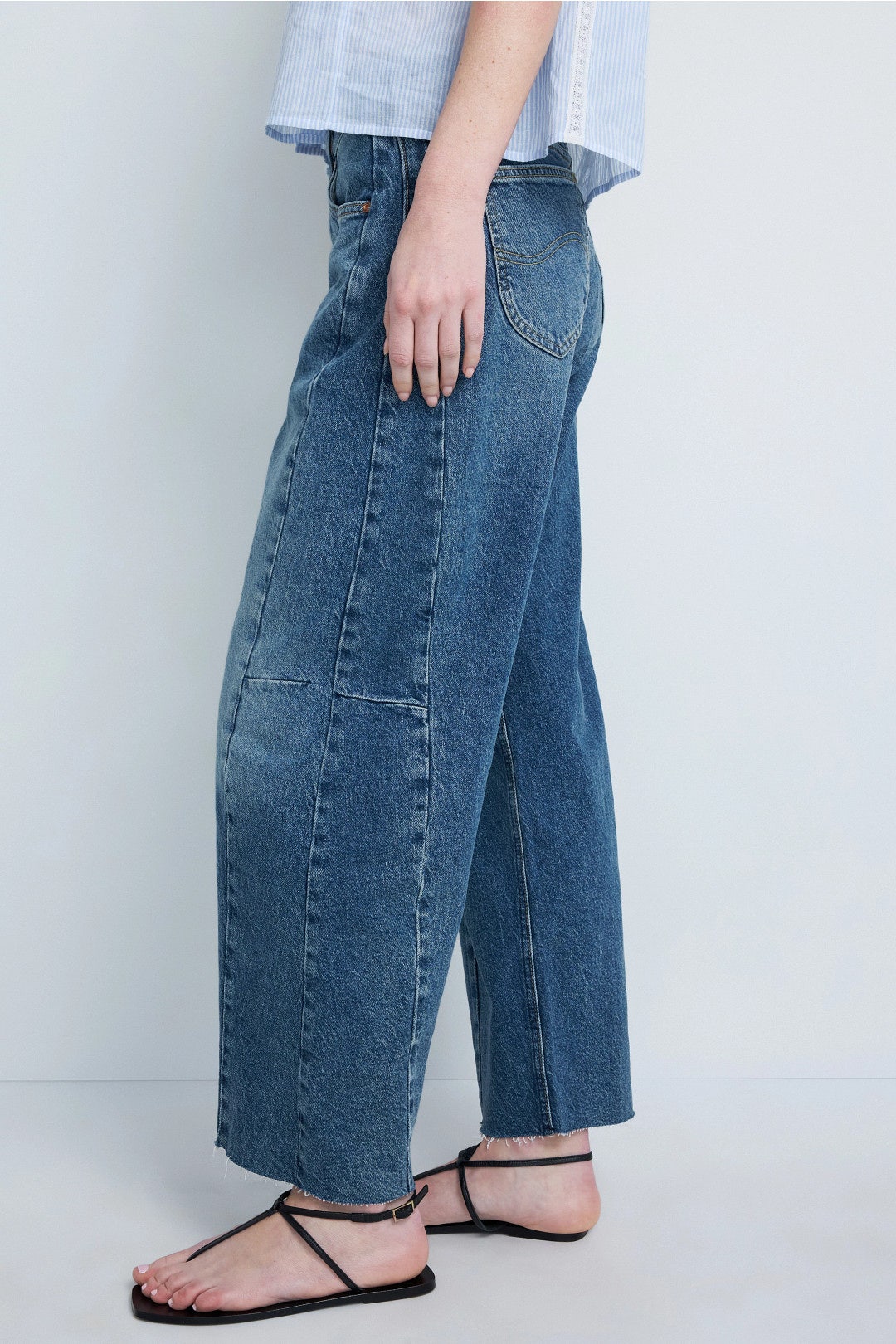 Rider Low Slung Barrel Jean by LEE 1