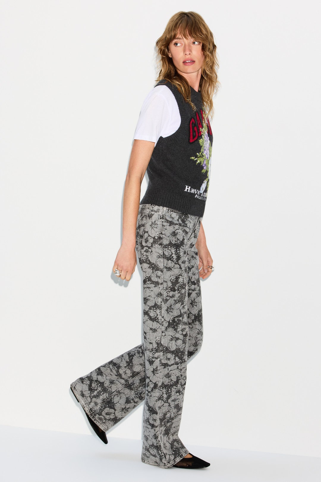 Graphic Wool Mix Flowers Vest