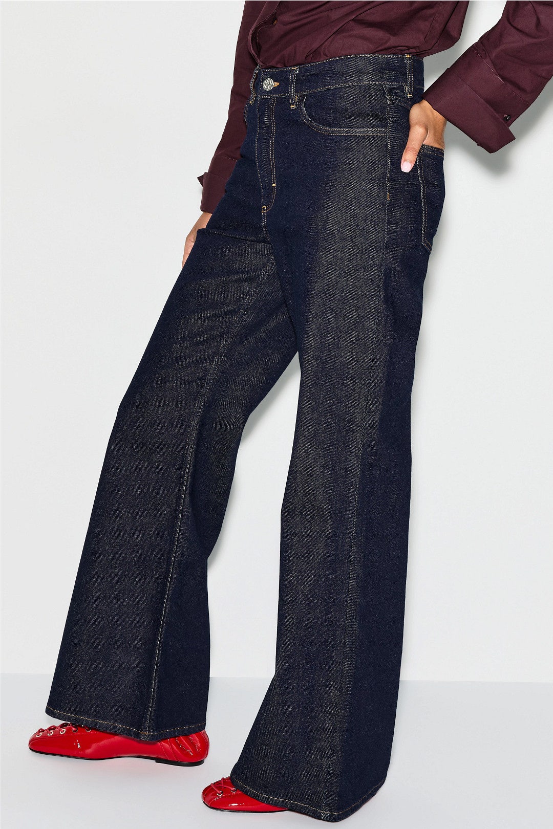 Nilea Flare Jeans by Baum und Pferdgarten 1