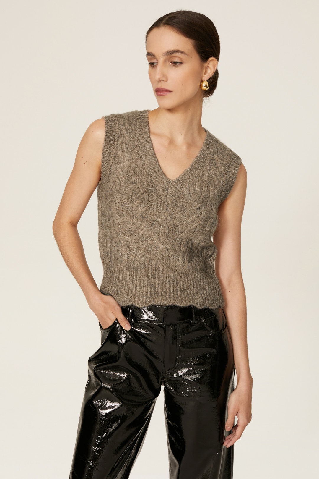 Medina Sweater Vest by ASTR the Label 1