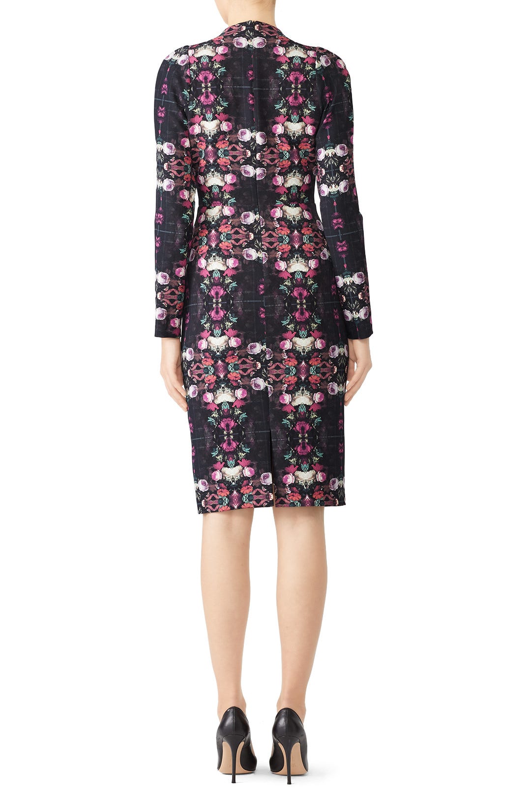 Mindy Sheath by Black Halo 1