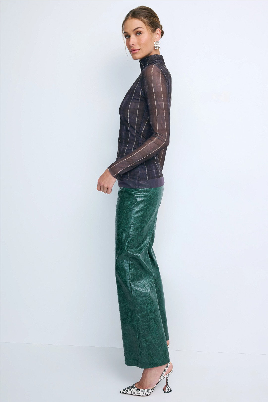 Jodi Plaid Mesh Top by Baum und Pferdgarten 1
