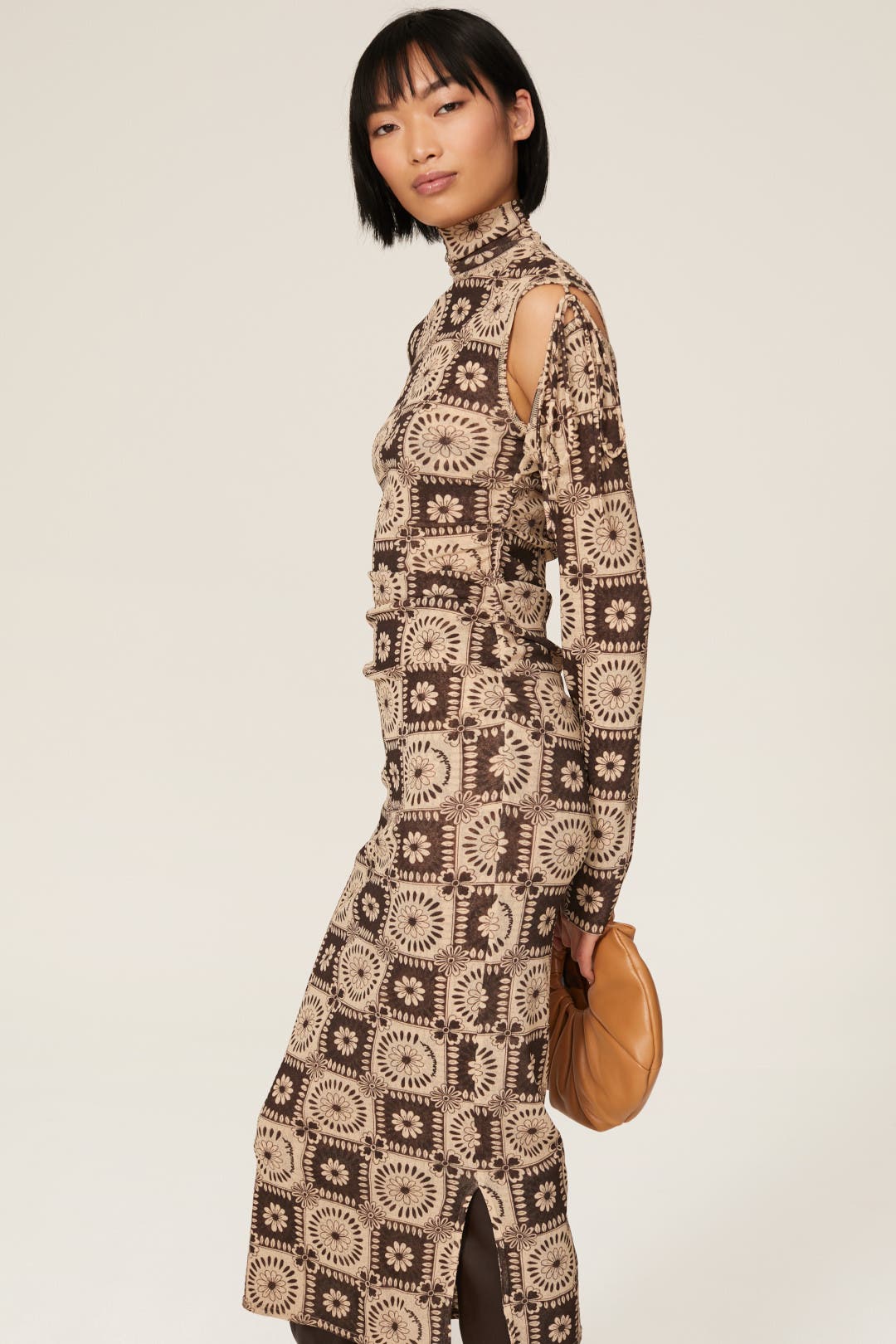 Nanushka ROUNDED SLEEVE MIDI DRESS 新品タグ付 Nanushka ROUNDED SLEEVE MIDI DRESS 新品タグ付