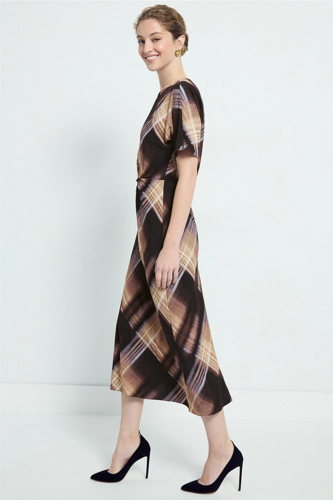 Printed Twist Detailed Midi Dress by Luxely 1