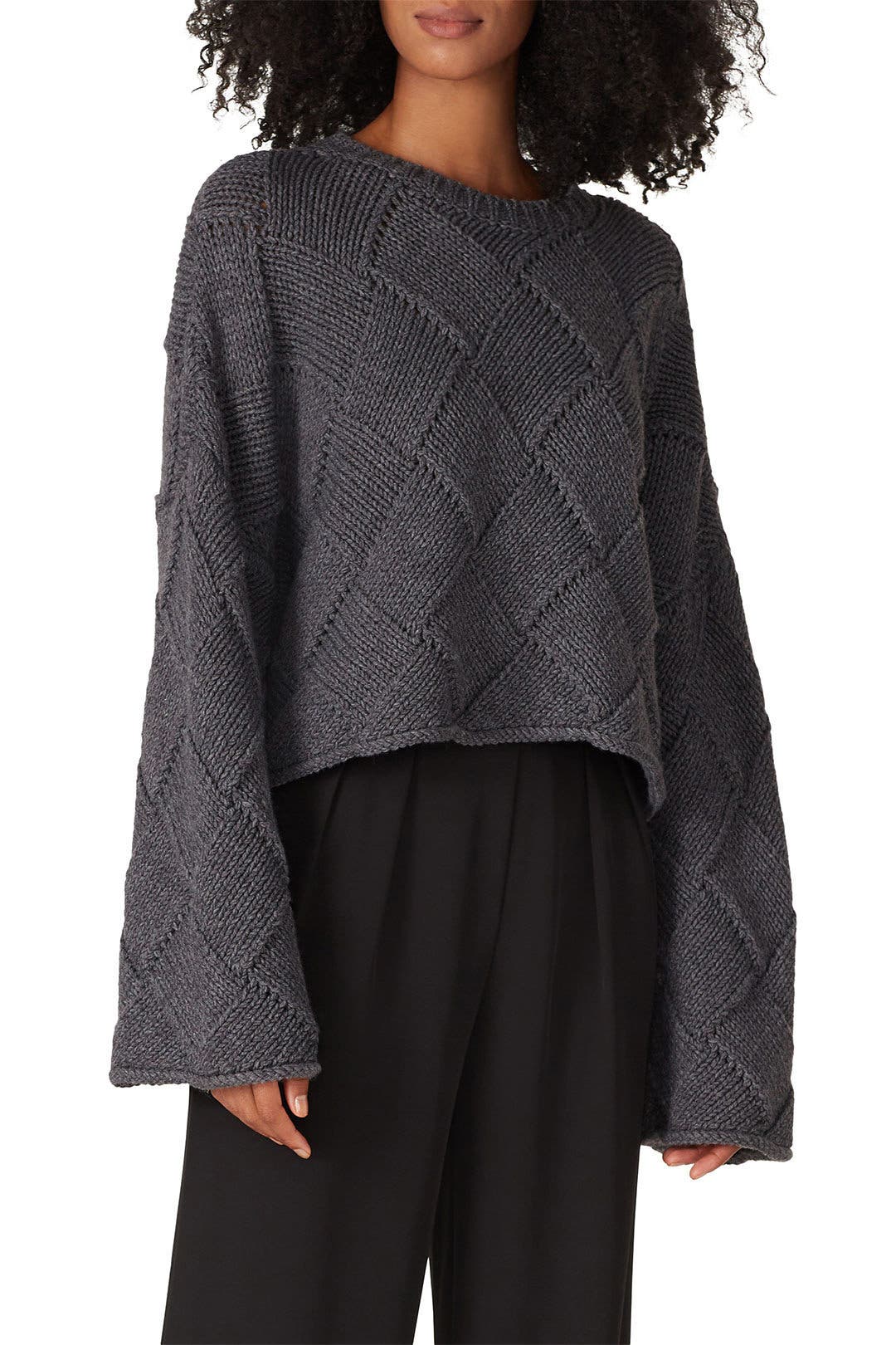 JW Anderson オーバーサイズニット Cropped Oversize Knit by JW Anderson | Rent the Runway