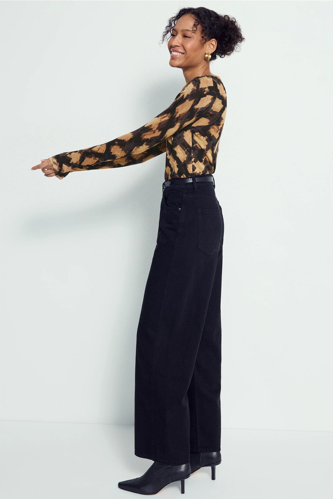 Glowy Check Sweater by NIC + ZOE 1