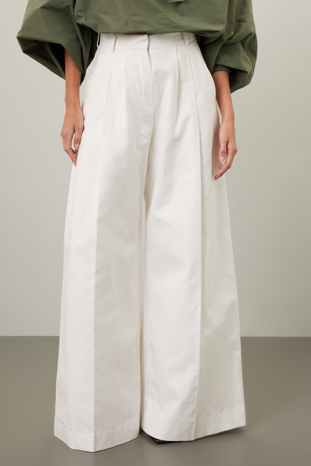 Linen Pleated Palazzo Trousers by Nina Ricci | Rent the Runway