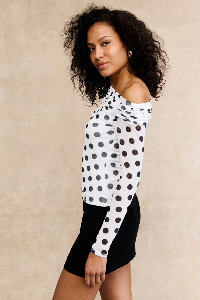 Barry Asymmetric Top by AFRM - Photo 1