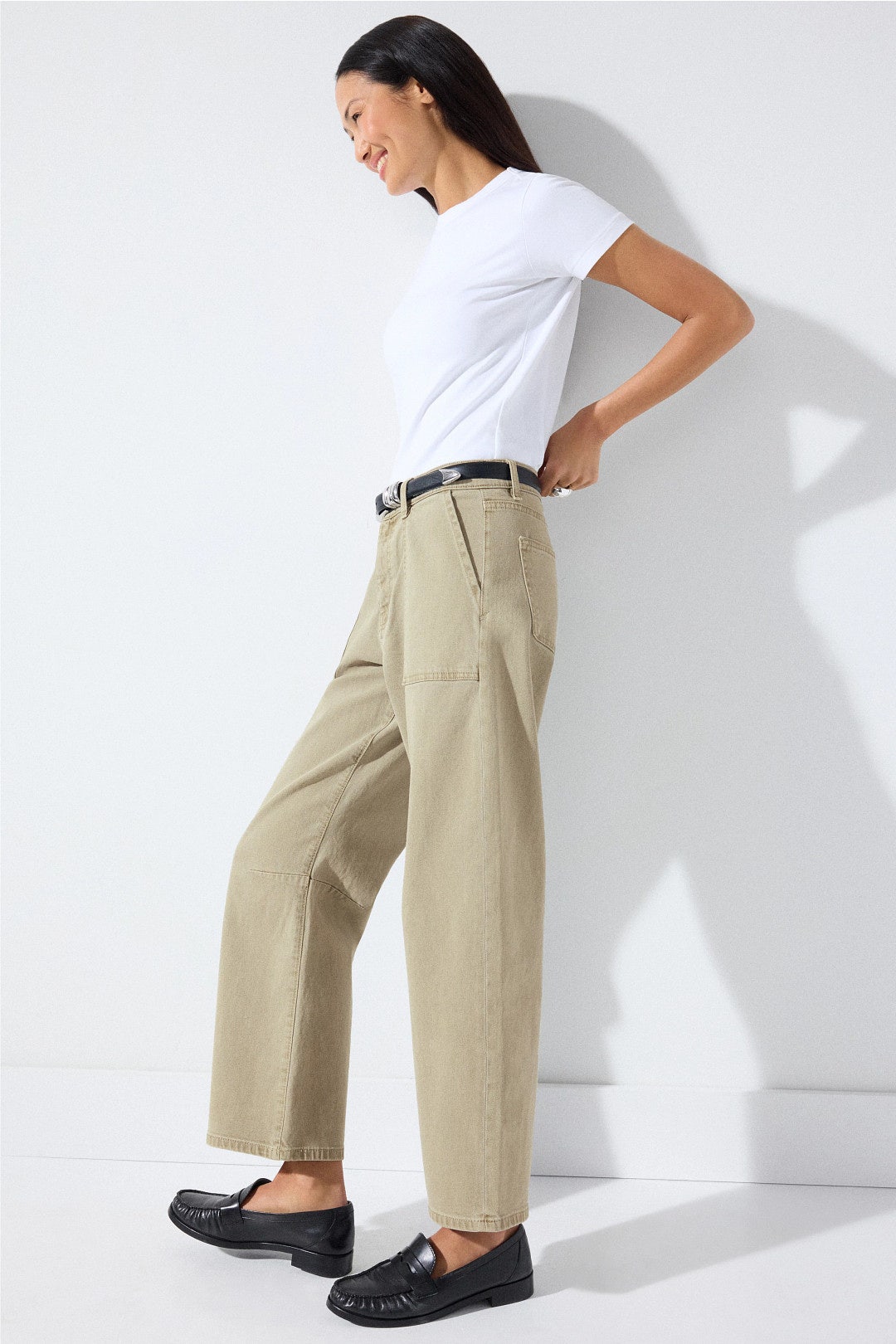 Soft Curve Barrel  Jeans by WARP + WEFT 1