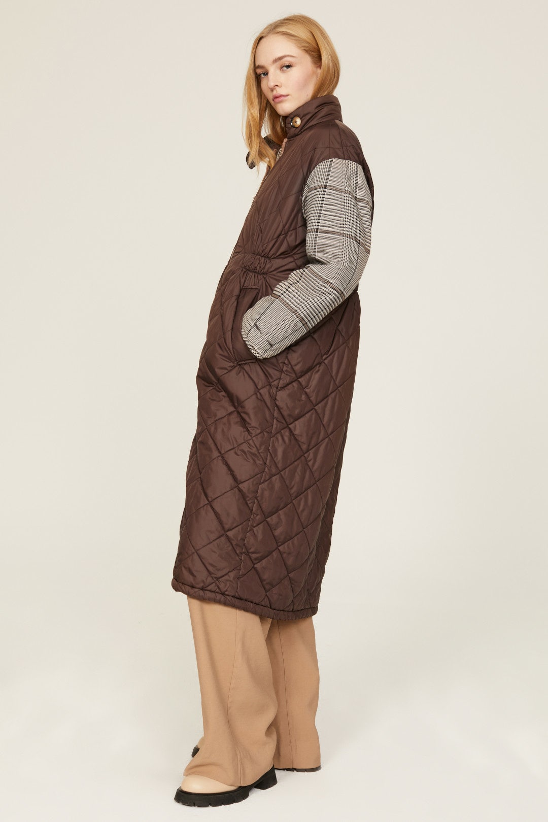 Deadra Jacket by Baum und Pferdgarten 1