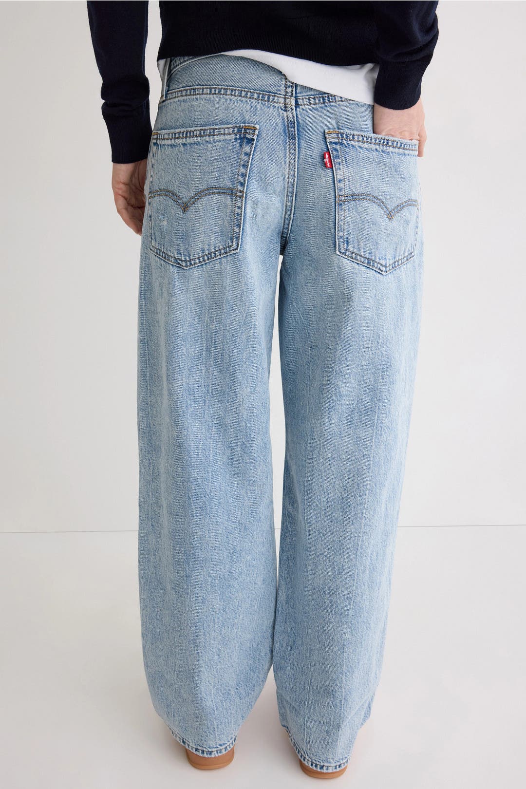Light Wash Baggy Dad Jeans by Levi's | Rent the Runway