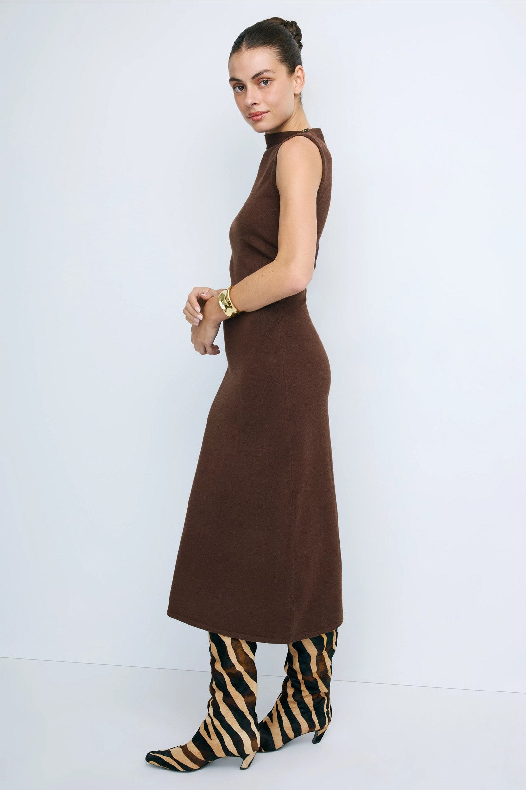 Abel Sleeveless Asymmetric-Neck Dress by Modern Citizen 1