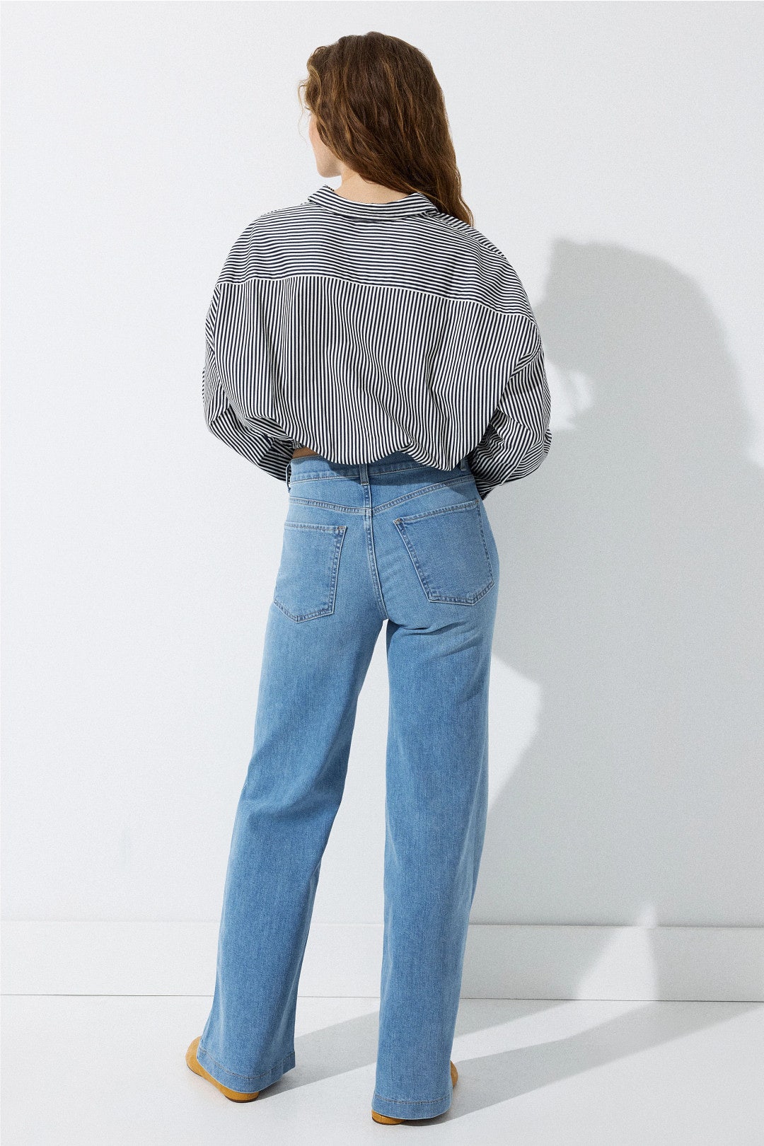 Georgia Wide Leg Jeans by LE JEAN 2