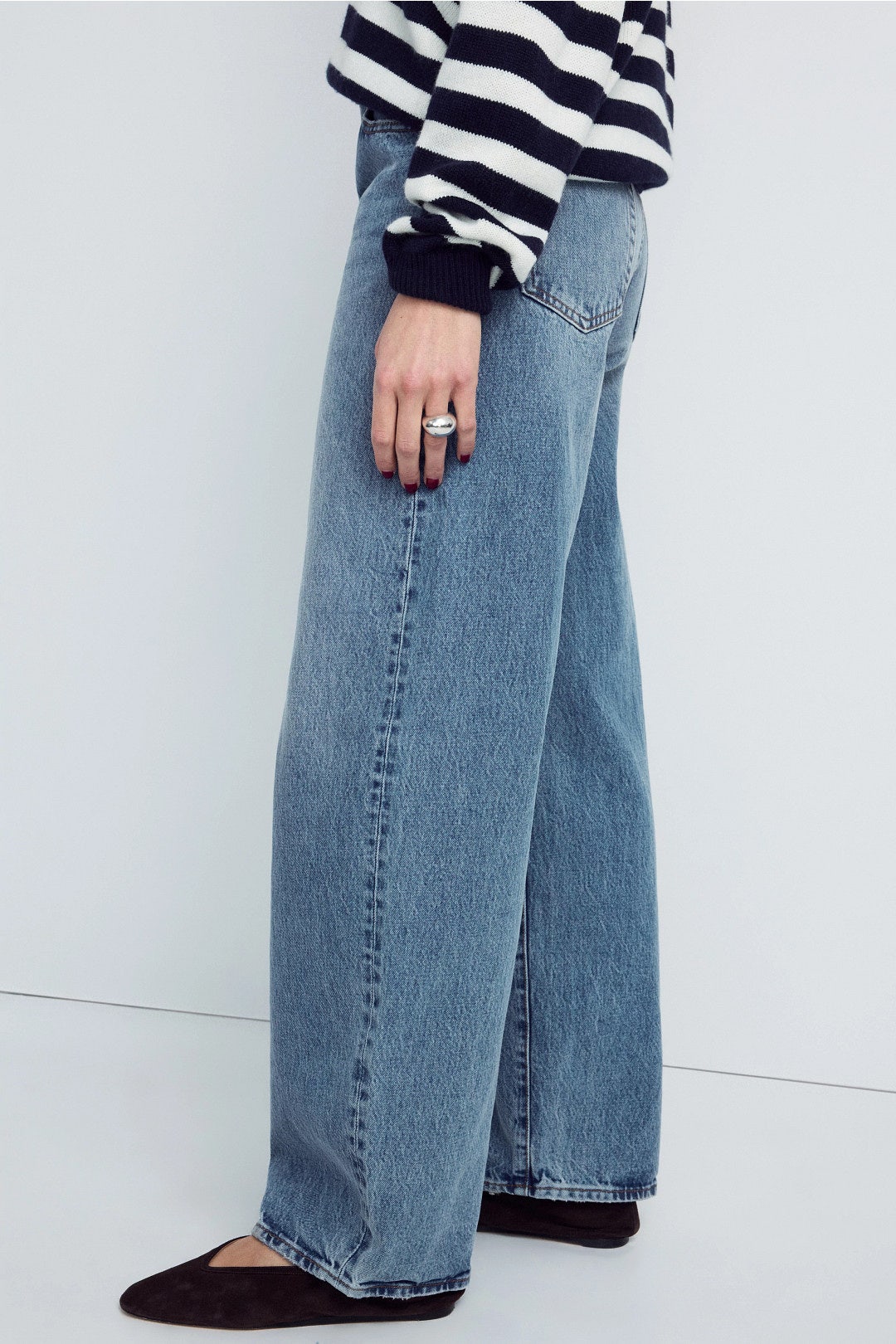 Bow Light Wash Barrel Jeans by FRAME 1