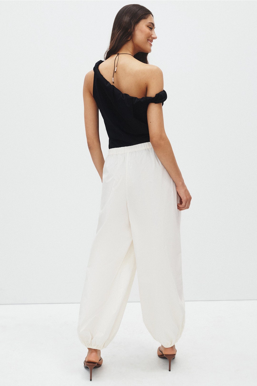 Sculptural Asymmetric Top by Róhe 2