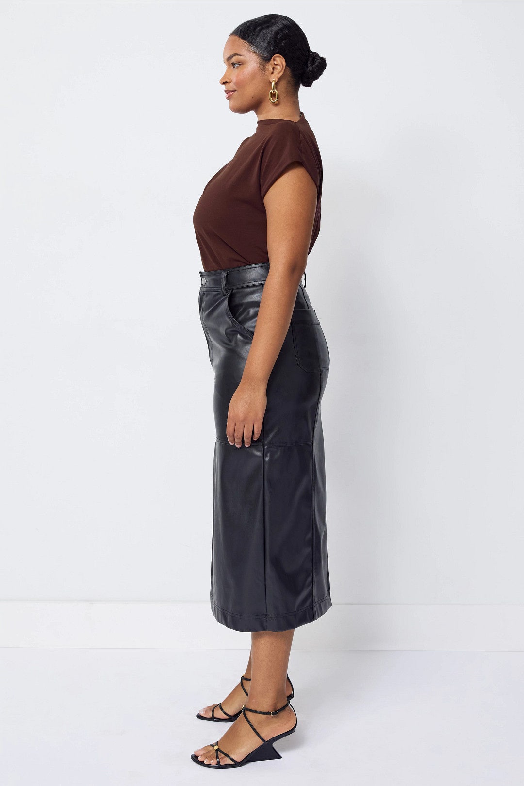 Kenny Asymmetric-Neck Tee by Modern Citizen 6