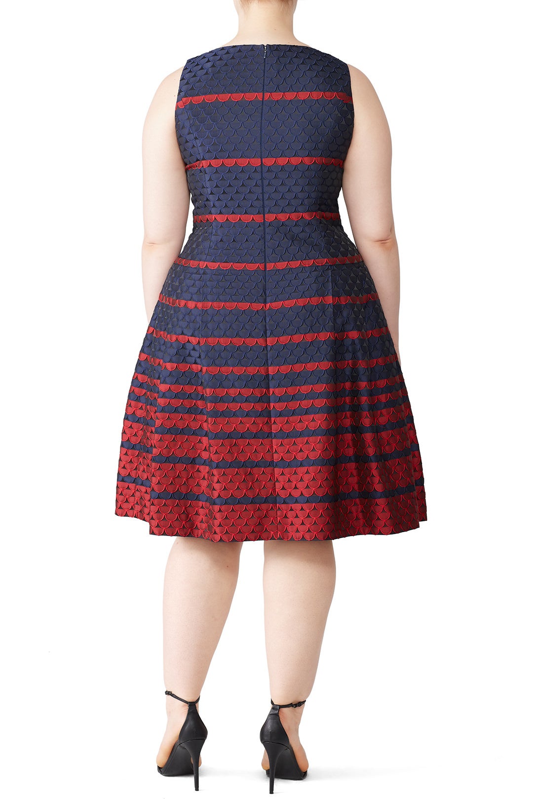 Scallop Flare Dress by Carmen Marc Valvo 5