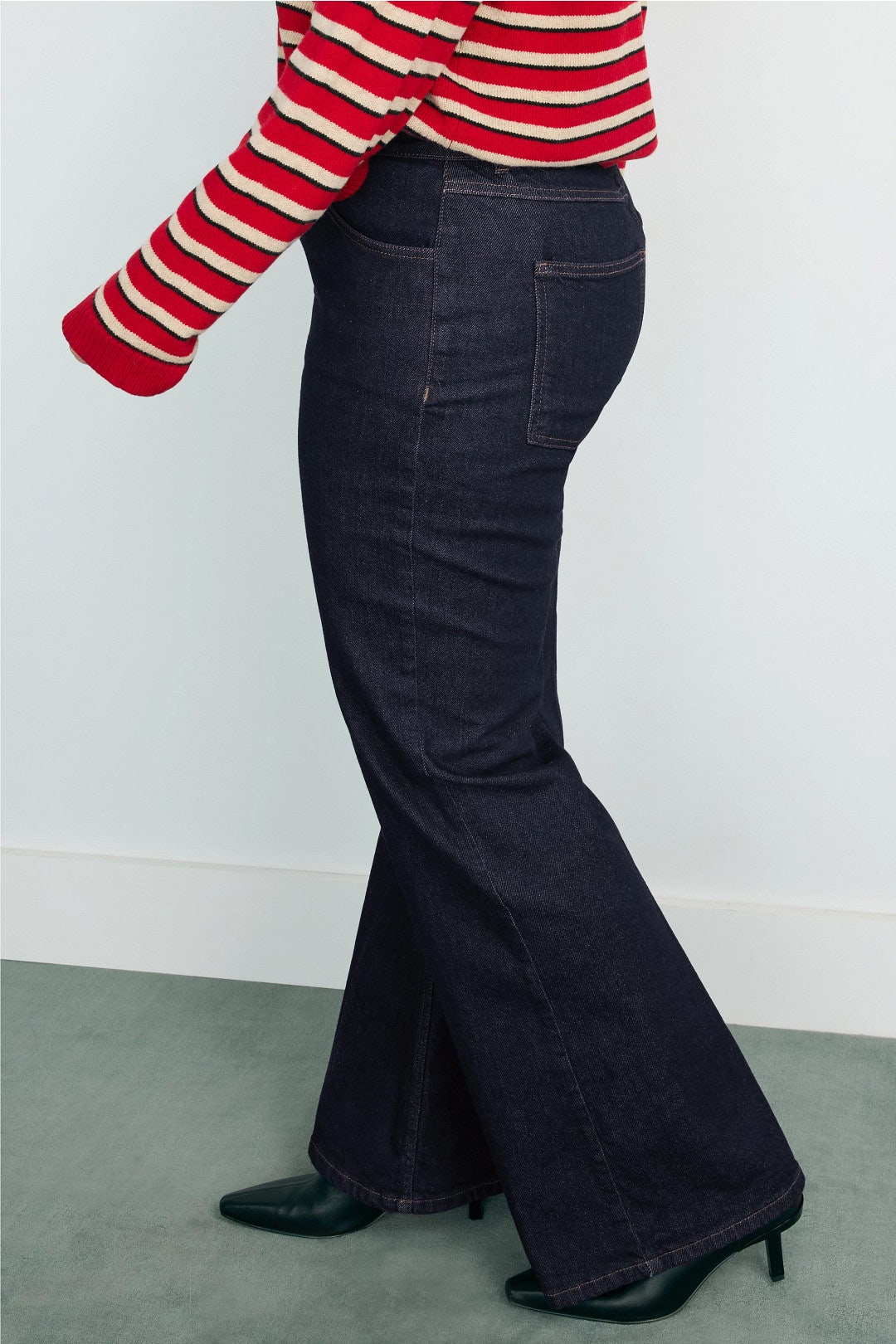 Nilea Flare Jeans by Baum und Pferdgarten 6