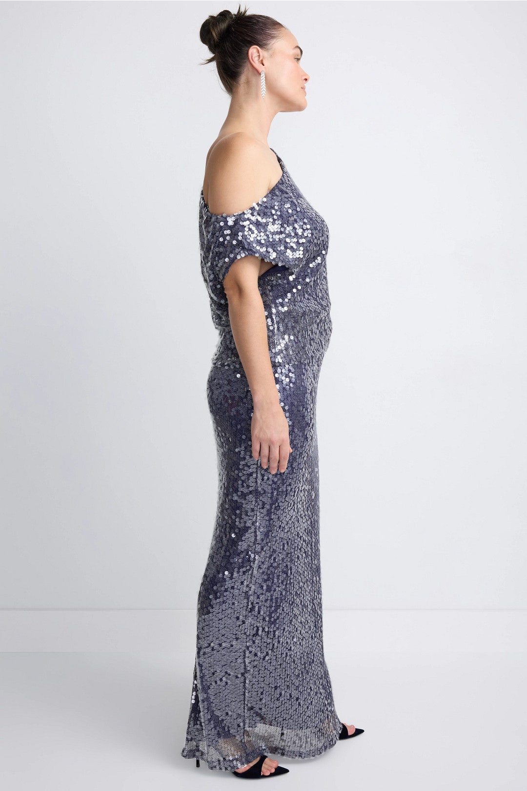 Asymmetrical Shoulder Maxi Dress by One33 Social 6