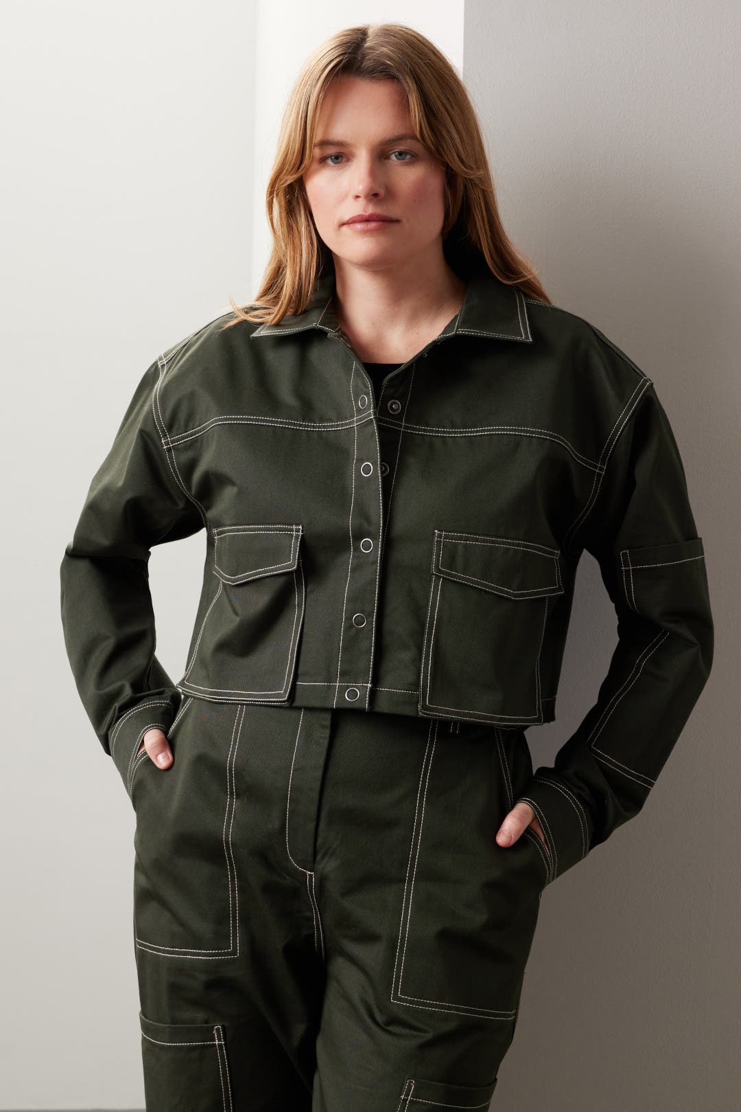 Girlish☆テリアジャケット BLACK PARC Black Crystal Rhinestone Embellished Long-Sleeved Button-Up