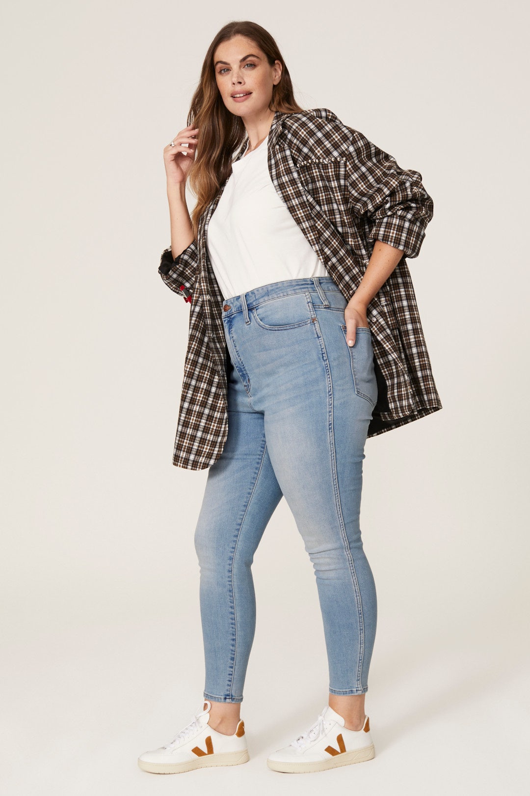 Curvy Roadtripper Light Wash Jeans by Madewell 6