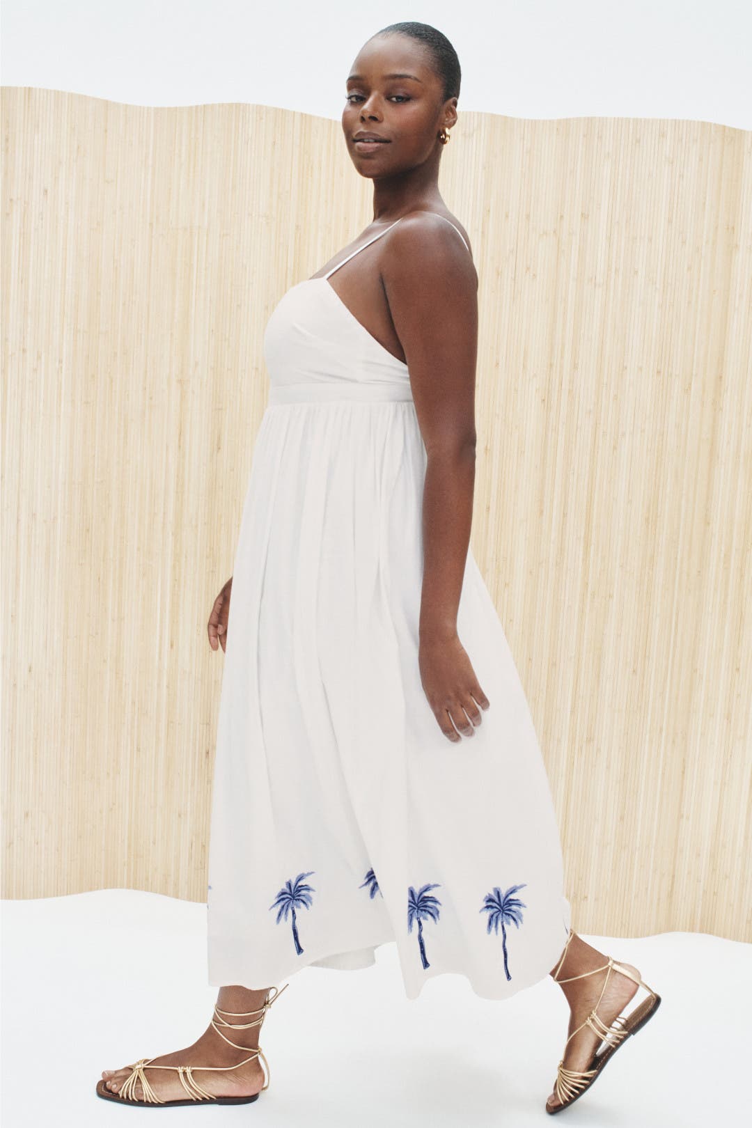 Secret Garden Midi Dress 新品・ハンガー・タグ付 herlipto Secret Garden Midi Dress ワンピース