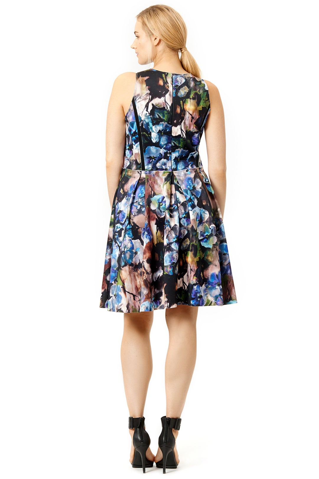 Spin in Scuba Dress by Carmen Marc Valvo 5