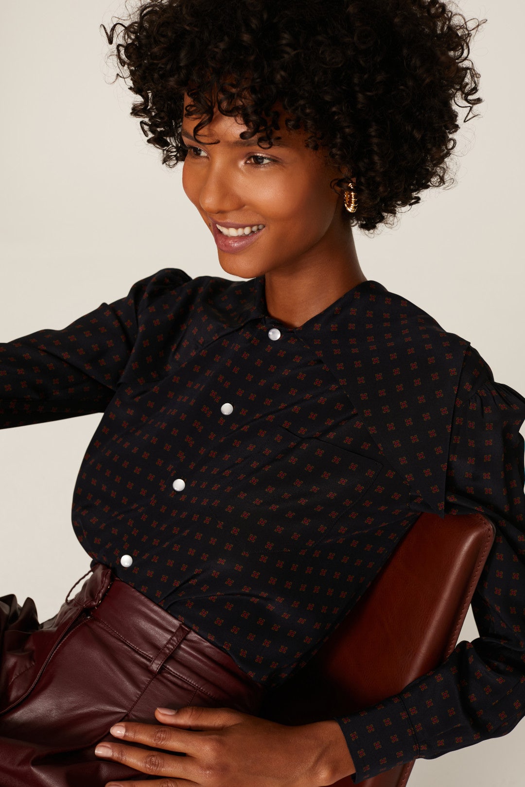 Frances Oversized Collar Top by Hunter Bell 3
