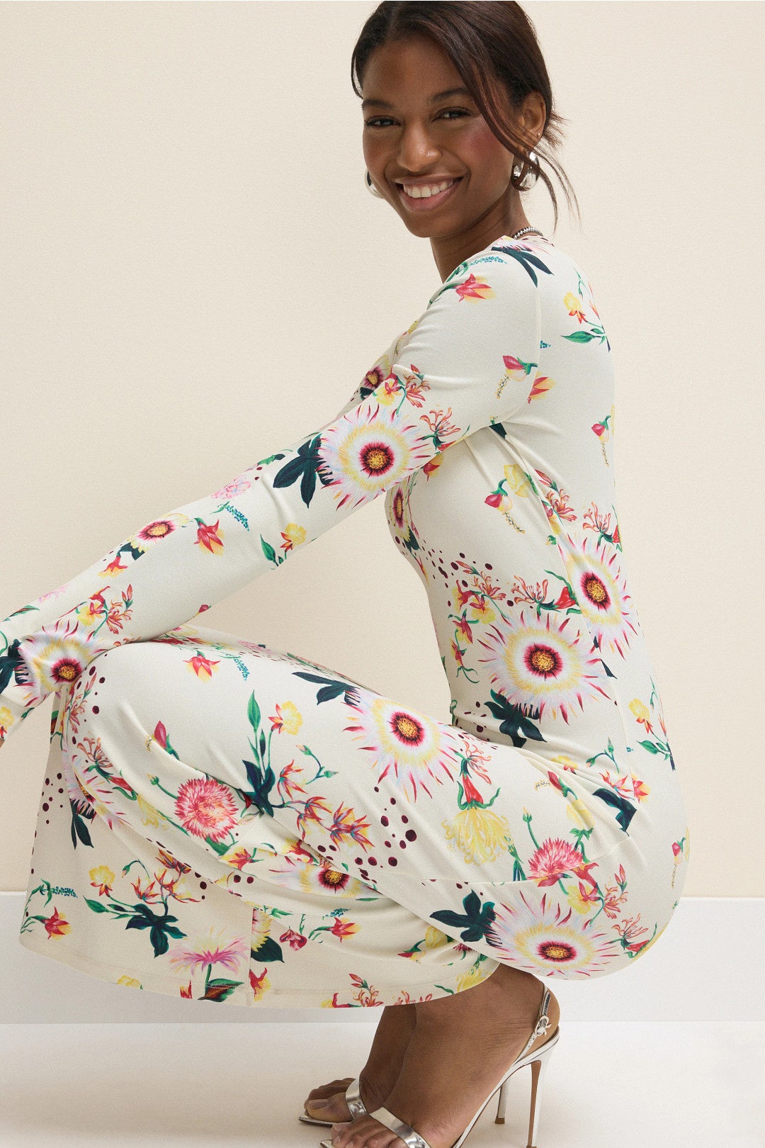 Robe Long Sleeve Midi Dress by Rabanne 3
