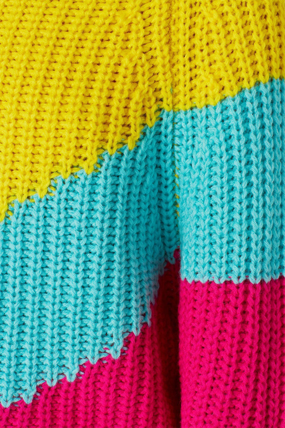 Wavinci Pullover by Essentiel Antwerp 3