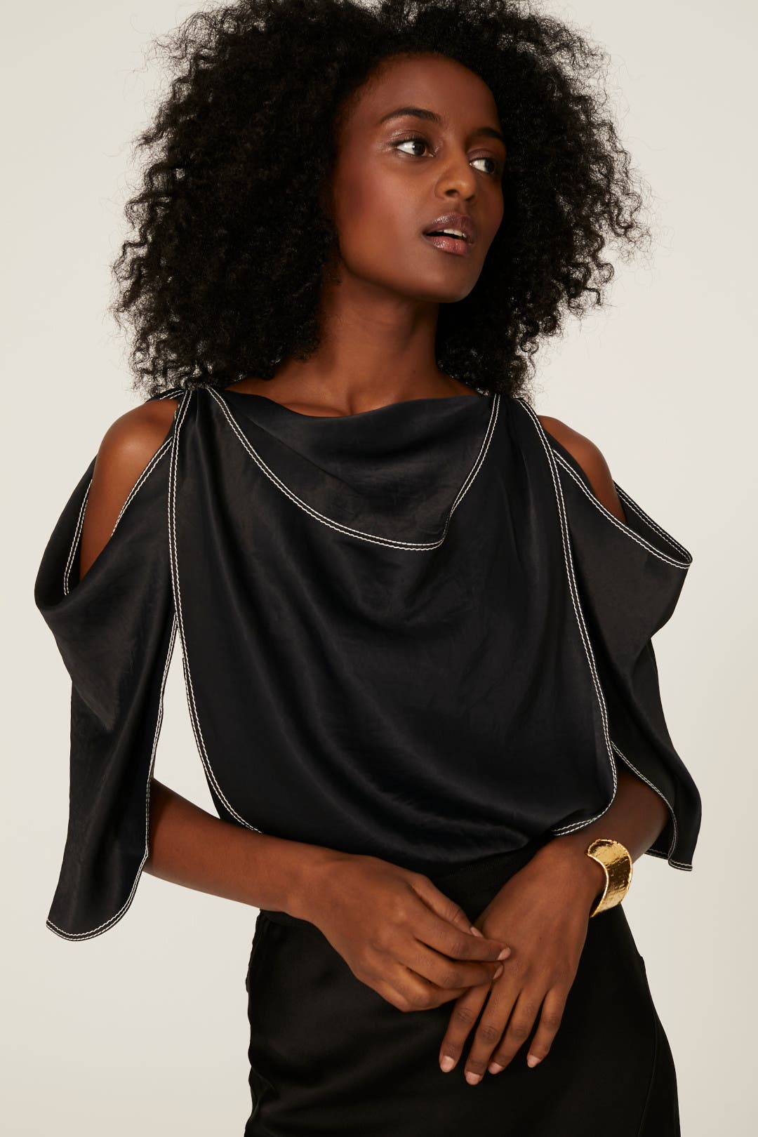 YILON Drape tie blouseベロアベージュ ブラウス トップス Cold Shoulder Draped Top by JW Anderson | Rent the Runway