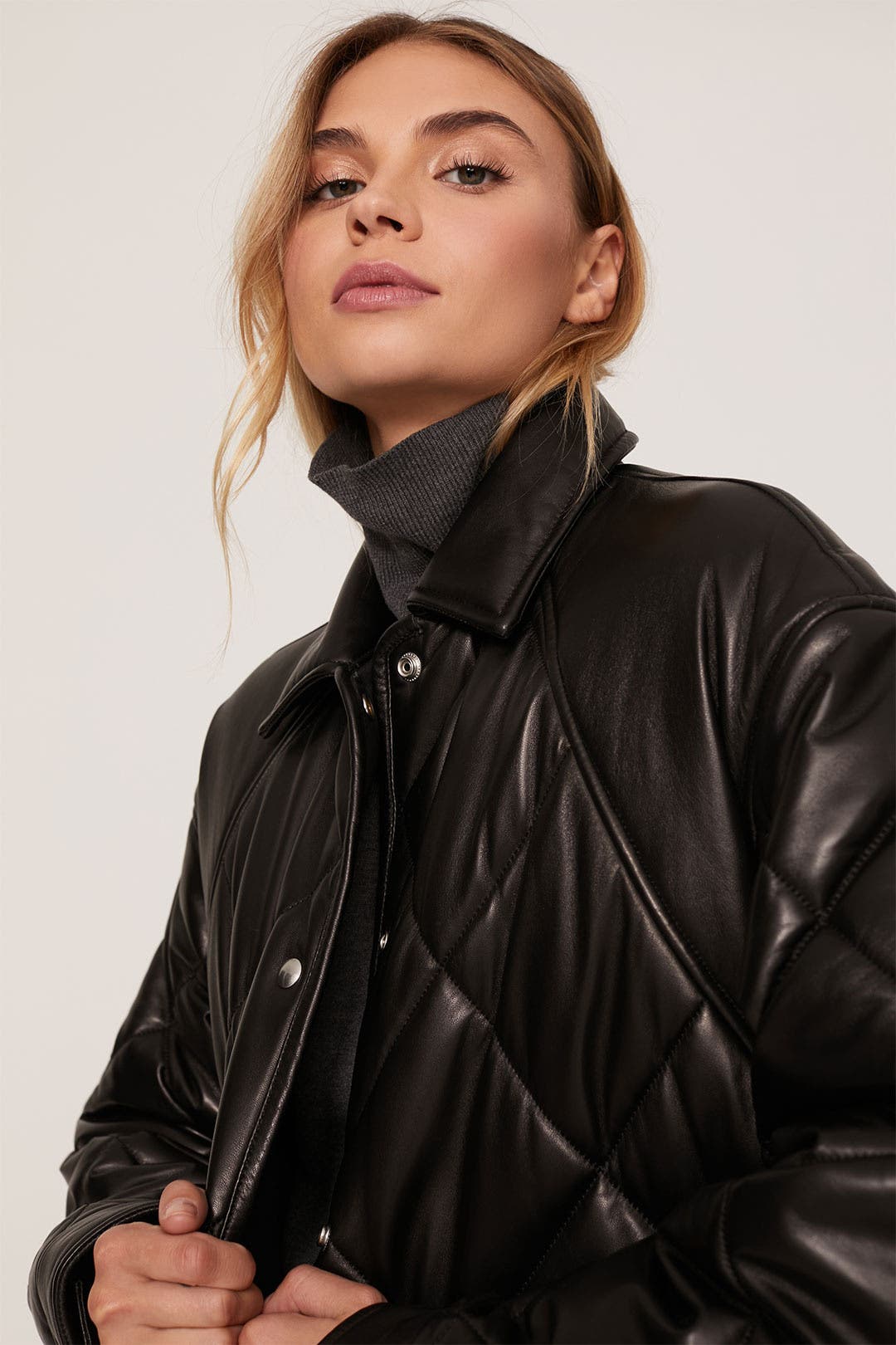 アイレネ　irene Fur hoded leather jacket レザー アイレネ irene Fur hoded leather jacket レザー IRENE?Fur