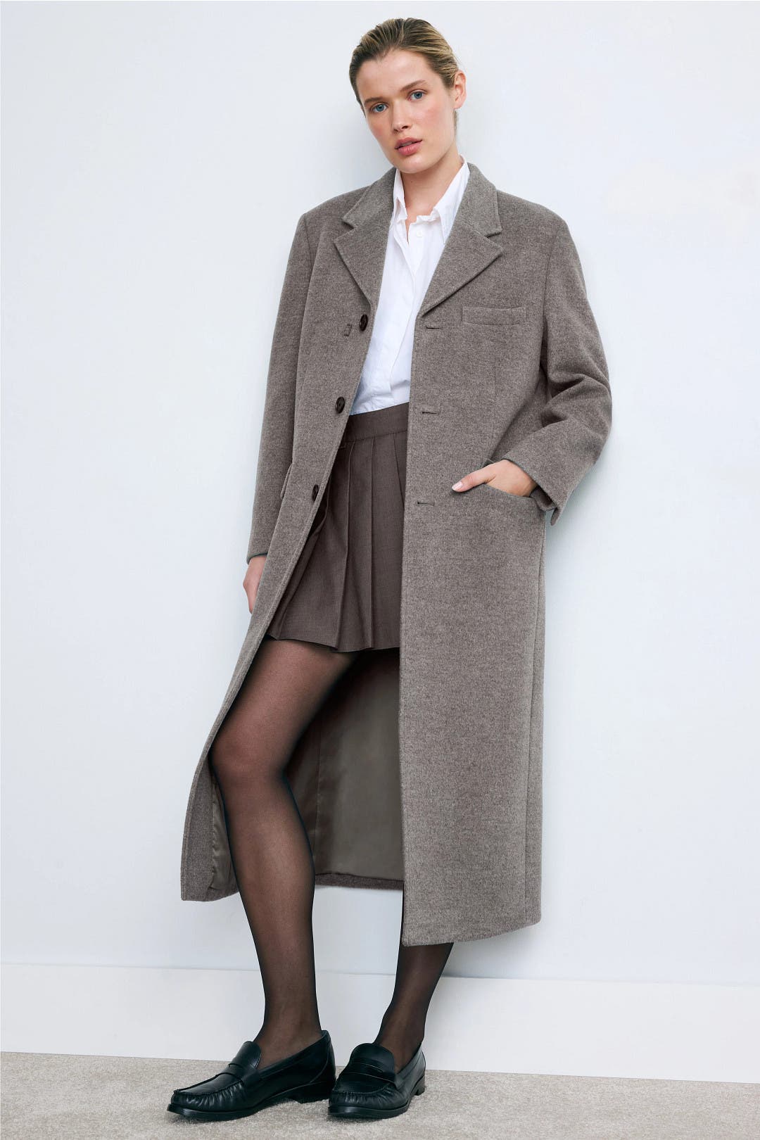 ジャケット・アウター Dunst UNISEX 2-WAY 3BUTTON CASHMERE COAT 2-Way Three Button Cashmere Coat by DUNST | Rent the Runway
