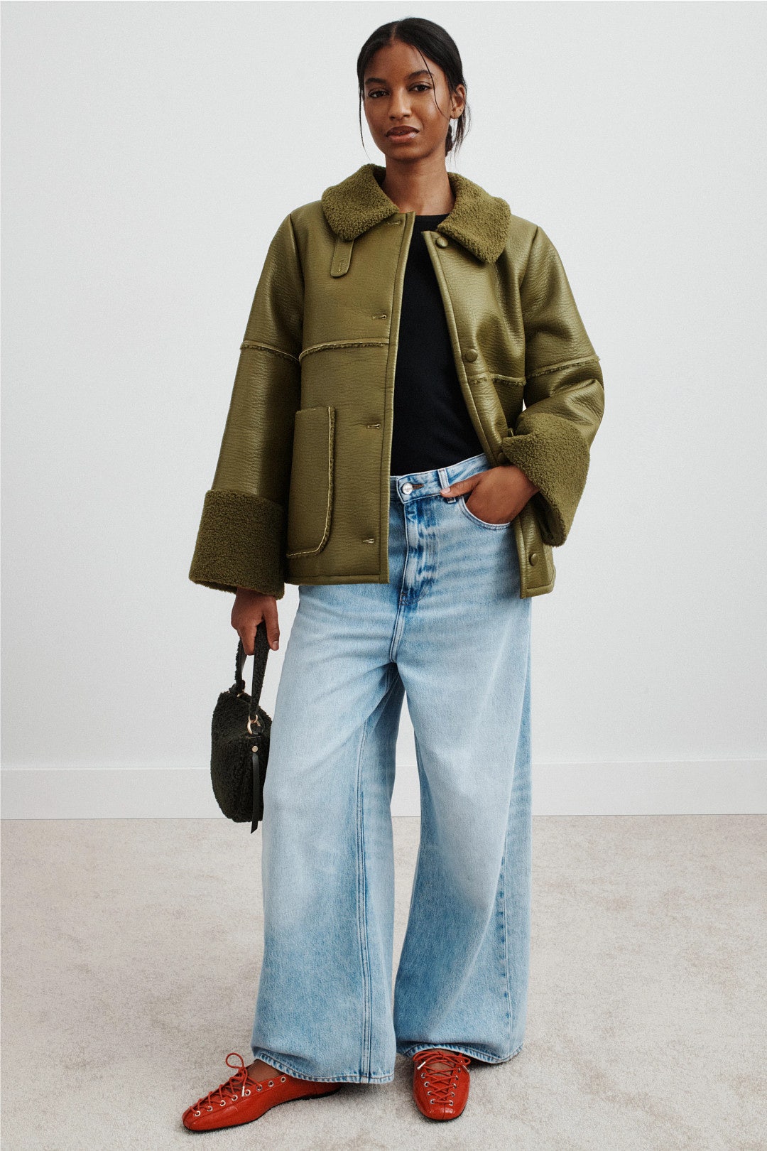 Birdie Shearling Jacket by Baum und Pferdgarten 3
