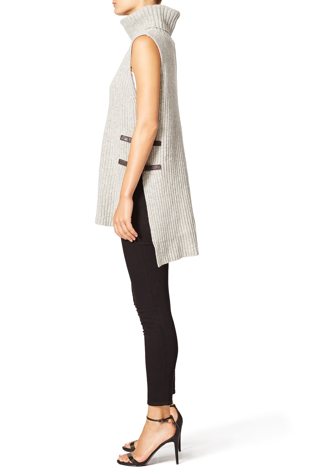 Charlie Tunic Sweater by ELLIATT 1