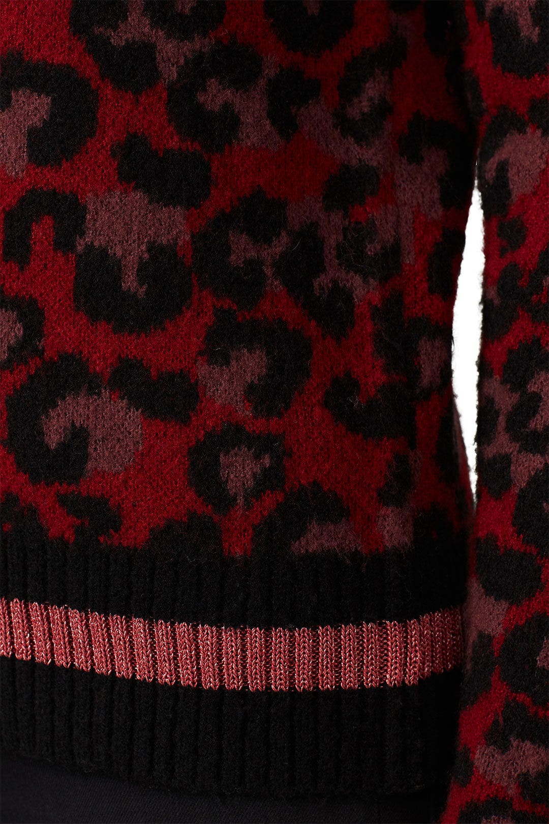 Nio Pullover by Central Park West 3