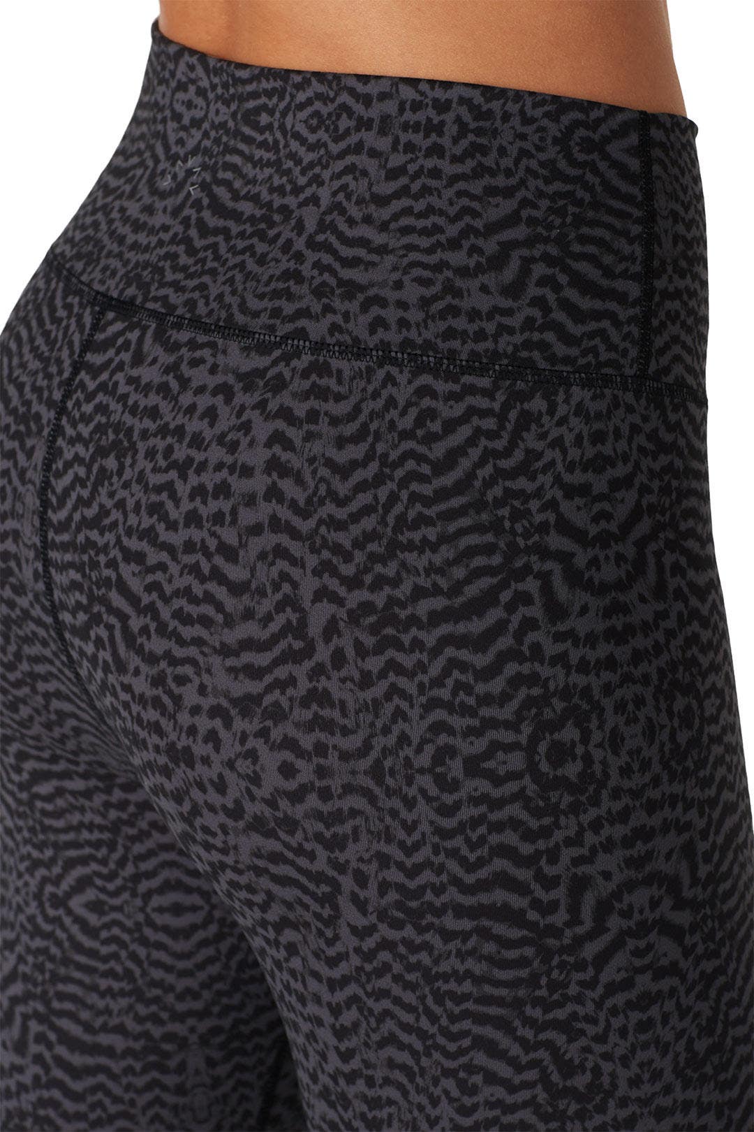 Feather Luna Legging by Varley 3