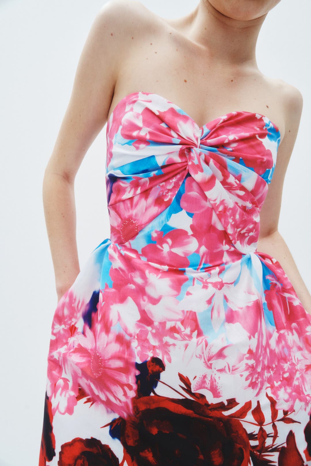 【関税込み】Kika Vargas ピンク Aretha マキシドレス Kika Vargas Karen bow.detail Mini Dress | Pink | FARFETCH