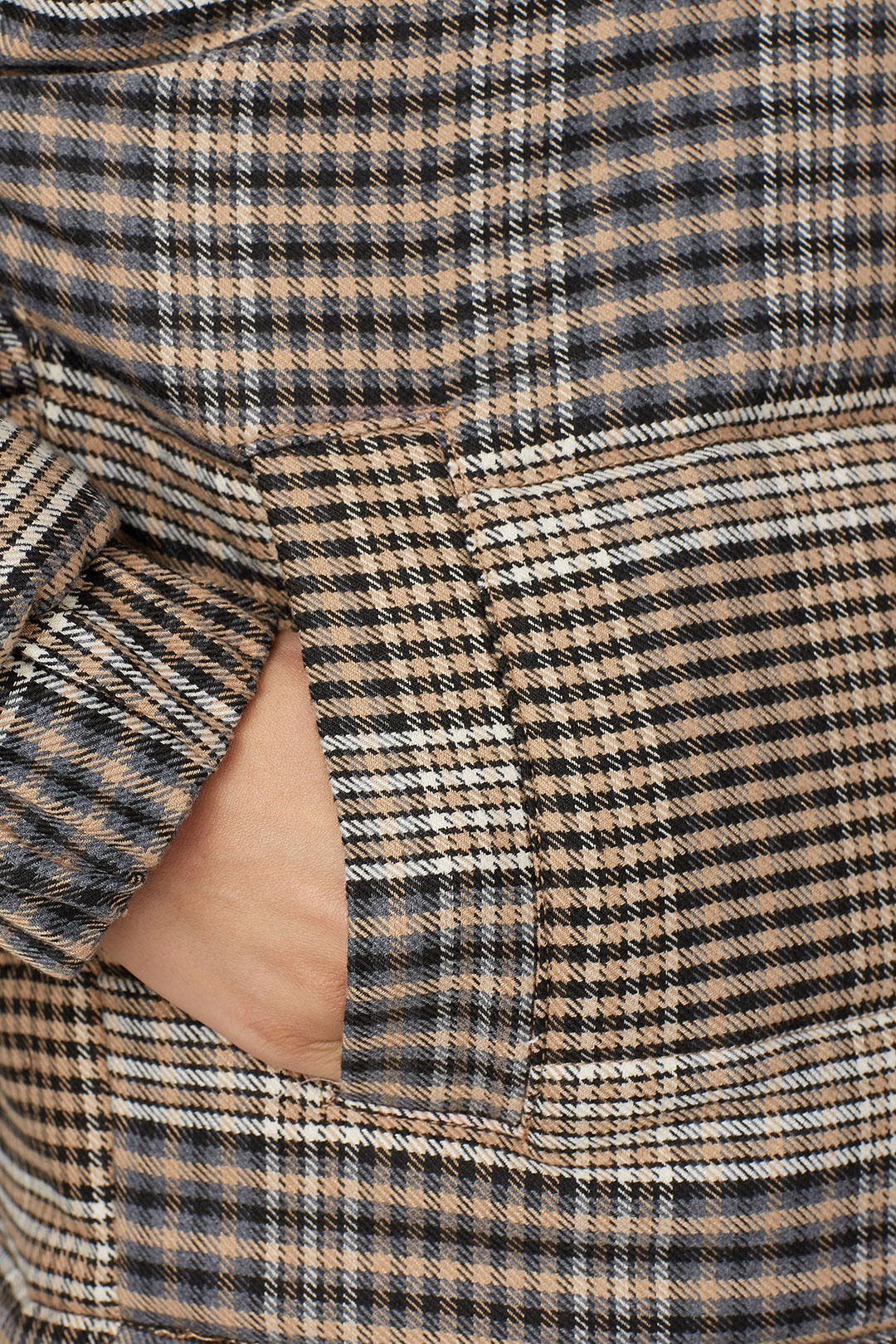 Scale Check Jacket by The Fifth Label 3