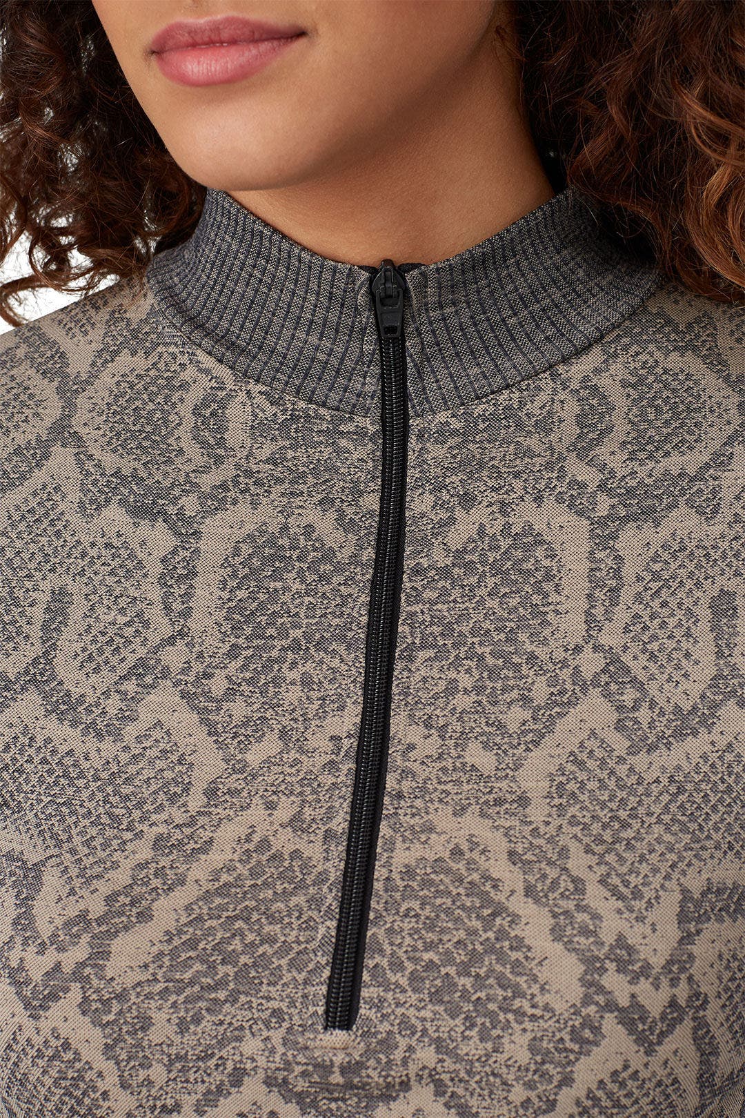 Laurel Half Zip Jacket by Varley 3