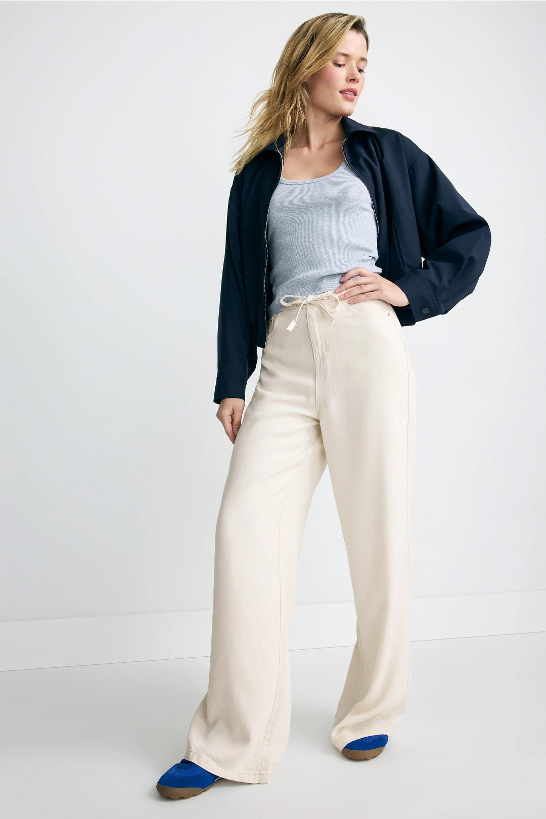 Moonstone Tie Waist Lounge Denim Pants by Splendid 3